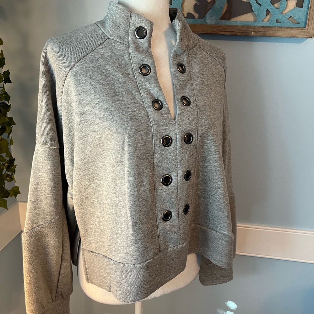 Belldini Heather Gray Pullover - Picture 2 of 8